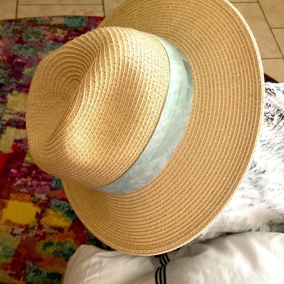 Cream colored Fedora. Wide brim. Light Blue Bandana. 🦋 - Picture 2 of 4